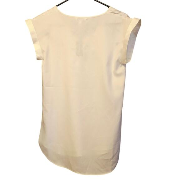 Express satin cap sleeve shirt nwt size xs - Picture 2 of 4